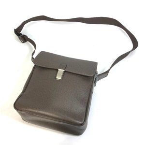 LOUIS VUITTON M30828 Taiga Yaranga Bag Crossbody Shoulder Bag Leather Brown